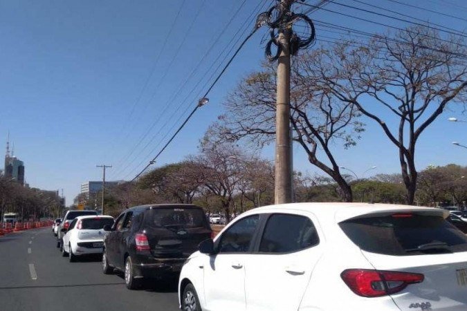No Parque da Cidade, a vacinação pode ser feita por drive thru - (crédito: Cibele Moreira) No Parque da Cidade, a vacinação pode ser feita por drive thru - (crédito: Cibele Moreira)