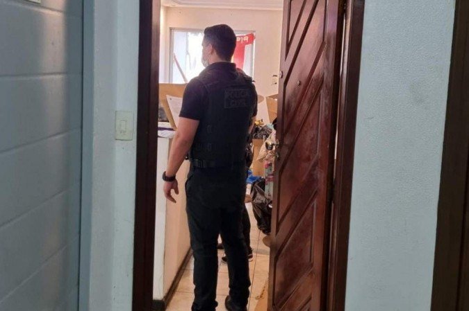 A estudante vendia remédio abortivo por meio de redes sociais -  (crédito: Divulgação/ Polícia Civil do Distrito Federal (PCDF) )