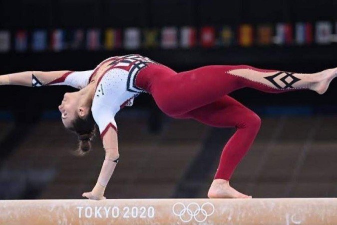 As ginastas alemãs se apresentaram com macacões cobrindo as pernas, em vez dos tradicionais collants 