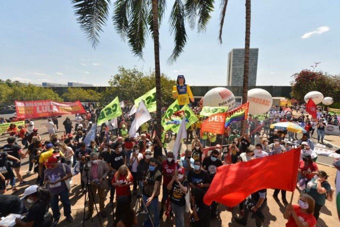Servidores reclamam que PEC altera direitos adquiridos - (crédito: Ed Alves/CB/DA Prees) Servidores reclamam que PEC altera direitos adquiridos - (crédito: Ed Alves/CB/DA Prees)