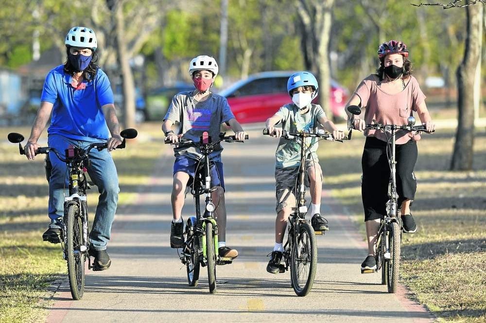 Os desafios para quem usa bicicleta como meio de transporte em Brasília