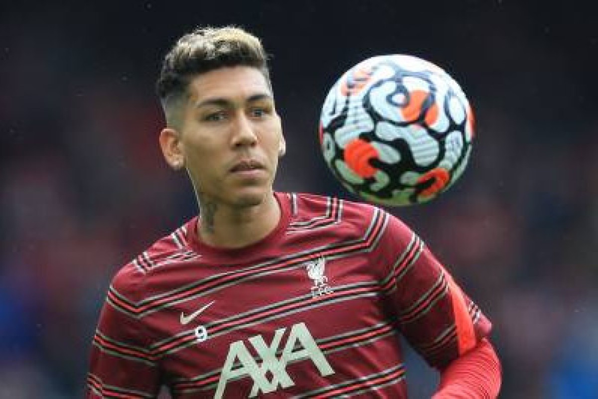 Liverpool anuncia saída de Firmino e mais três jogadores