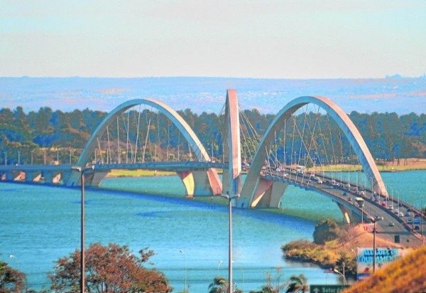 Ed Alves/CB/D.A Press