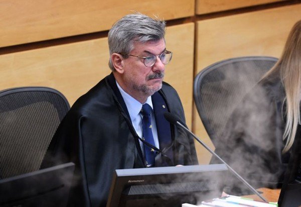 Investigado por importunação sexual, Buzzi apresentou atestado de 90 dias  -  (crédito: Gustavo Lima/STJ)