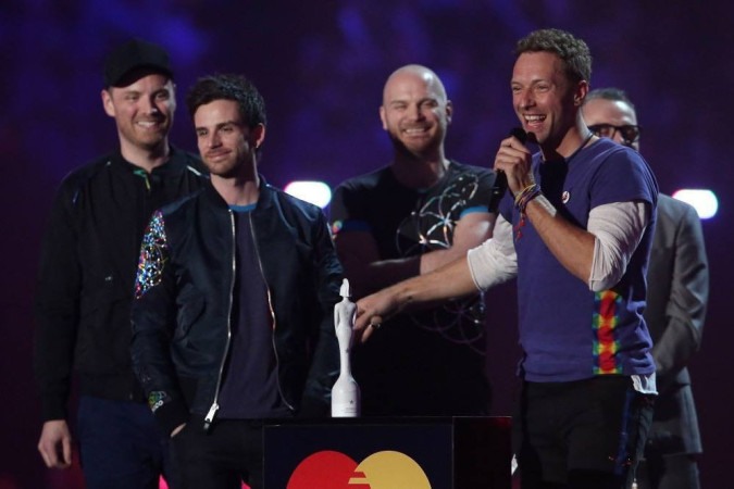 Flashmob em colaboração com fãs clubes do Coldplay, para os shows da banda  no Brasil