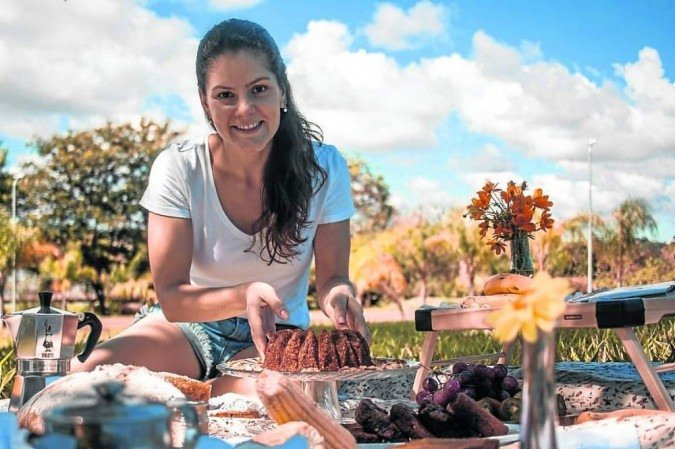 A advogada Tatiana Dorneles transformou a saudade da família e dos amigos em quitutes e afetuosas mensagens 