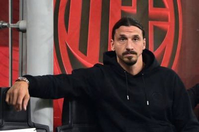 Poucos meses depois de se aposentar pelo Milan, Ibrahimovic volta como conselheiro - (crédito: MIGUEL MEDINA) Poucos meses depois de se aposentar pelo Milan, Ibrahimovic volta como conselheiro - (crédito: MIGUEL MEDINA)