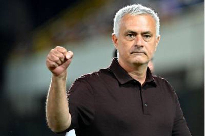 Desde 2021, Mourinho é treinador da Roma, da Itália - (crédito: ALBERTO PIZZOLI) Desde 2021, Mourinho é treinador da Roma, da Itália - (crédito: ALBERTO PIZZOLI)