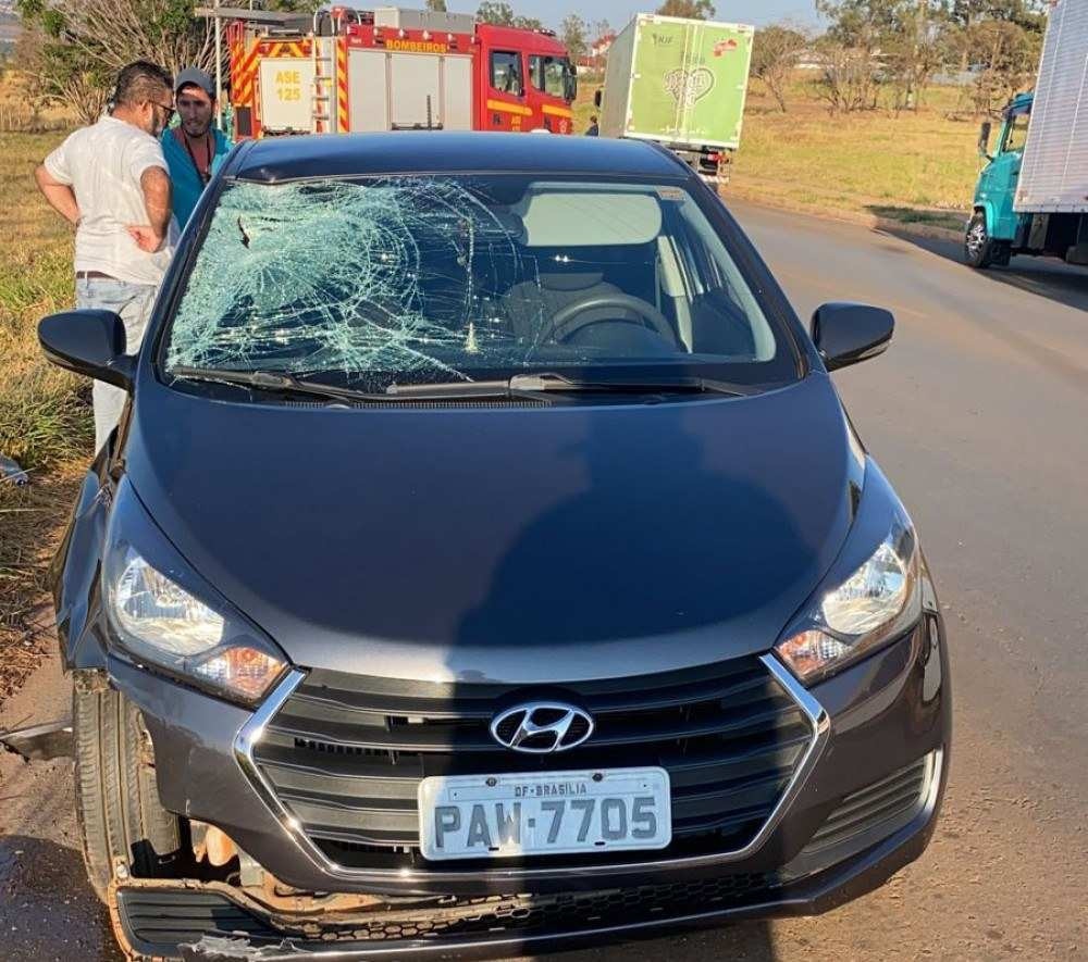 Coletor de 22 anos é atropelado e levado em estado grave para hospital