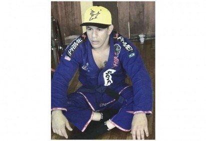 Para Alex Alves, bicampeão mundial de parajiu-jitsu, o impacto positivo dos exercícios abrange aspectos físicos e mentais

 -  (crédito: Arquivo pessoal)