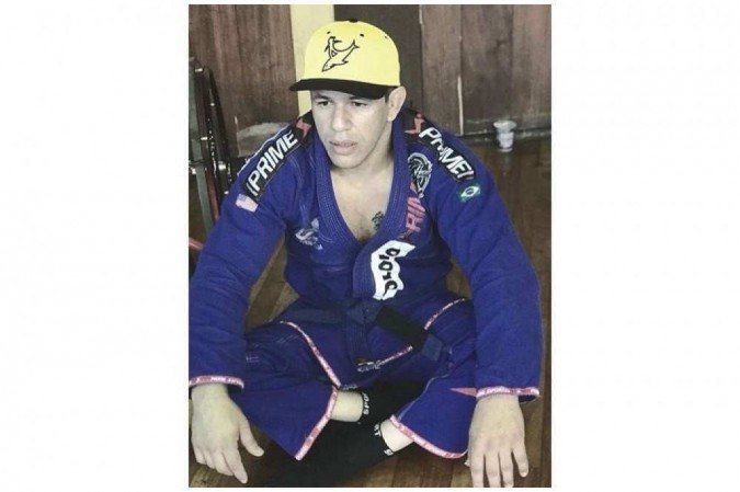 Para Alex Alves, bicampeão mundial de parajiu-jitsu, o impacto positivo dos exercícios abrange aspectos físicos e mentais

 -  (crédito: Arquivo pessoal)