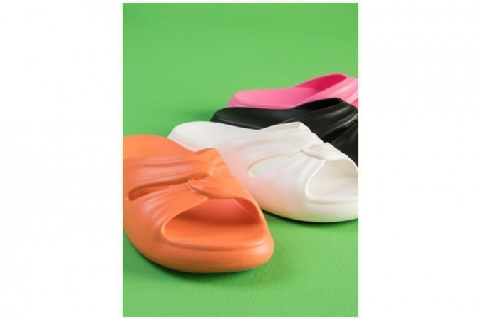 Melissa Free Slide, da Melissa (R$ 170)