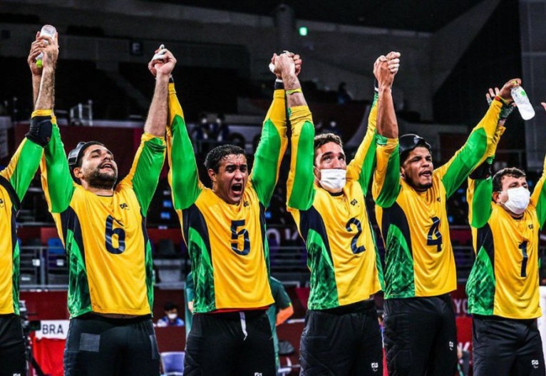 Seleção masculina vence a China e conquista ouro inédito no goalball