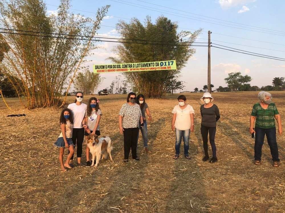 Abaixo-assinado reúne mais de 800 pessoas contra a urbanização da área verde
