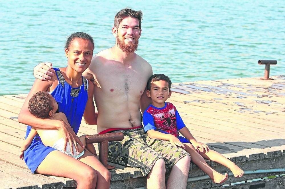 A família de Valney passeou no Lago Sul para fugir do calor de casa