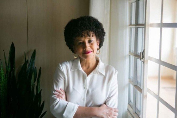 A professora Gina Vieira Ponte estava imersa na rotina de coordenadora pedagógica no CEF 10 da Ceilândia e não deu atenção para as primeiras notícias do atentado. Ao chegar em casa na noite de 11 de setembro de 2001, perdeu o chão ao ver pela primeira vez as imagens do ataque.