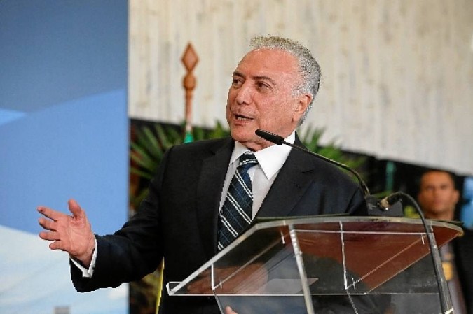 Brasil levou "golpe de sorte", rebate Temer após Lula chamá-lo de golpista