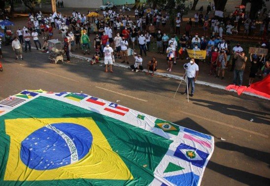 Manifestação organizada pelo MBL contra o presidente Bolsonaro na Esplanada dos Ministérios, em Brasília.