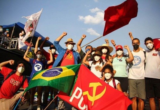 Manifestação organizada pelo MBL contra o presidente Bolsonaro na Esplanada dos Ministérios, em Brasília.