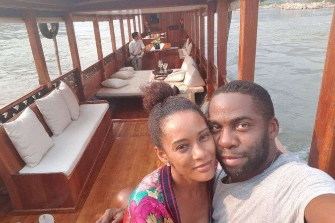 Parceiros na vida e na arte: além do programa Mister Brau, que protagonizaram juntos, o casal apresenta o espetáculo teatral ‘O topo da montanha’ — em pausa desde o início da pandemia  -  (crédito: Lázaro Ramos/Instagram/Reprodução)