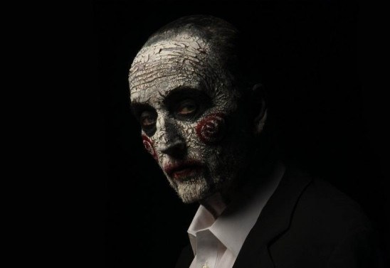 Site deve pagar R$ 6,8 mil para quem assistir os 13 filmes de terror mais  assustadores já produzidos - RIC Mais