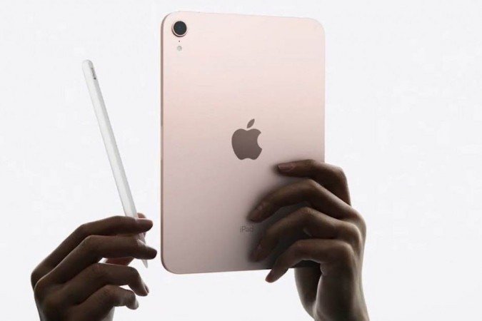 iPhone 13 tem suporte ao 5G e entrada para carregador; veja tudo sobre o Apple Event. Com preços sugeridos a partir de 329 dólares, a nova geração de eletrônicos da Apple, que incluiu reformulação dos iPads e Apple Watches, chega aos consumidores dos EUA a partir da próxima semana.