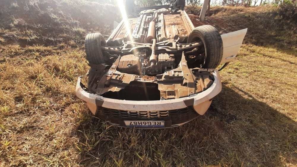 Capotamento na BR 020 na manhã desta terça-feira (14/9)