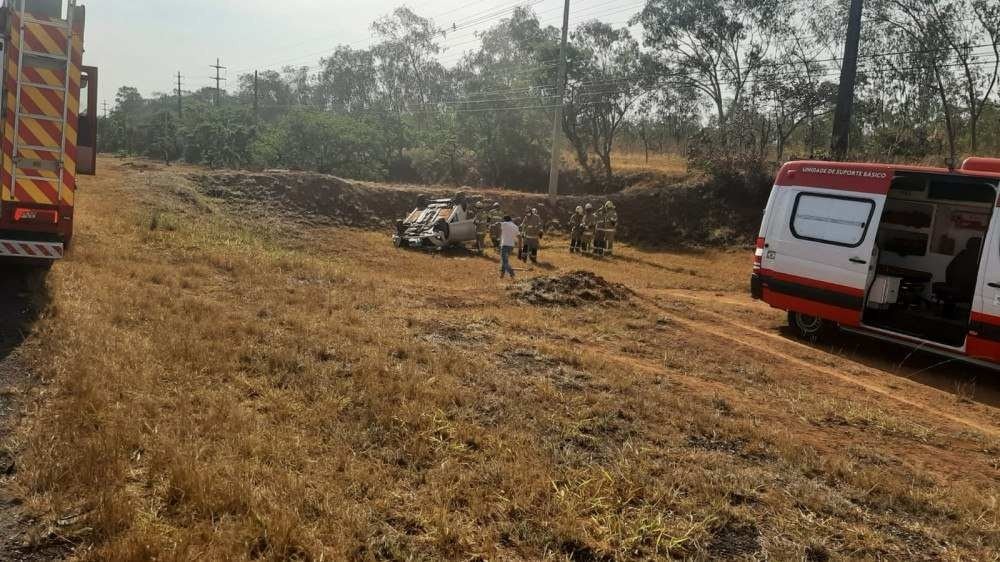 Capotamento na BR 020 na manhã desta terça-feira (14/9)