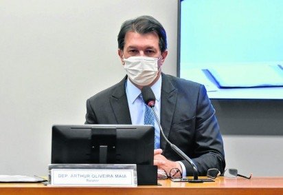 Arthur Maia prometeu para hoje nova versão do relatório que Lira pretende colocar em votação na próxima semana - (crédito: Reila Maria/Camara dos Deputados - 17/8/21)