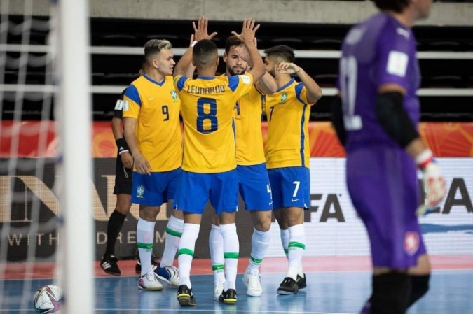 Copa do Mundo de Futsal: Brasil encara Japão pelas oitavas de final