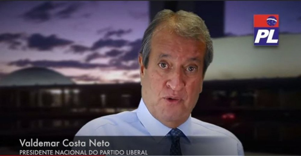 Valdemar Costa Neto critica leilão de aeroportos, proposto pelo governo