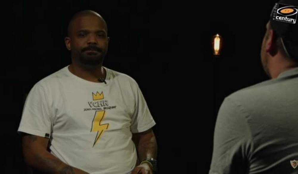 Arlindinho em entrevista para Rica Perrone (foto: Reprodução/Youtube)