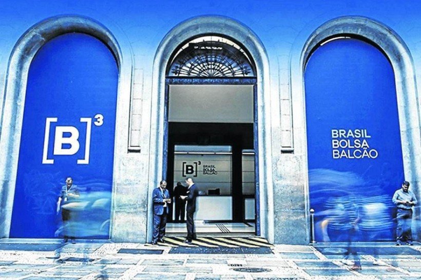 Bolsa deve ter queda em reação a alta dos juros, dizem especialistas