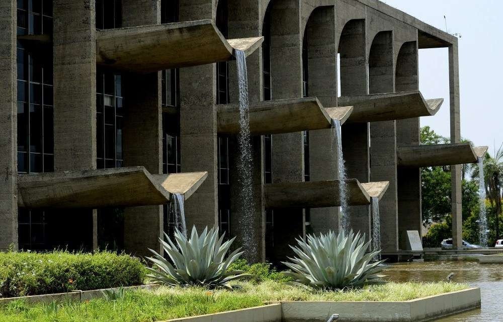 24/09/2021 Crédito: Marcelo Ferreira/CB/D.A Press. Brasil. Brasilia - DF . Jardins de Burle Marx. Jardins do Palácio da Justiça