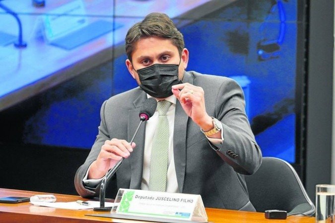 Relator do Orçamento de 2022, Juscelino pretende autorizar o Poder Executivo a utilizar a reforma do Imposto de Renda para financiar o novo programa - (crédito: Pablo Valadares/Câmara dos Deputados - 8/7/21 ) Relator do Orçamento de 2022, Juscelino pretende autorizar o Poder Executivo a utilizar a reforma do Imposto de Renda para financiar o novo programa - (crédito: Pablo Valadares/Câmara dos Deputados - 8/7/21 )