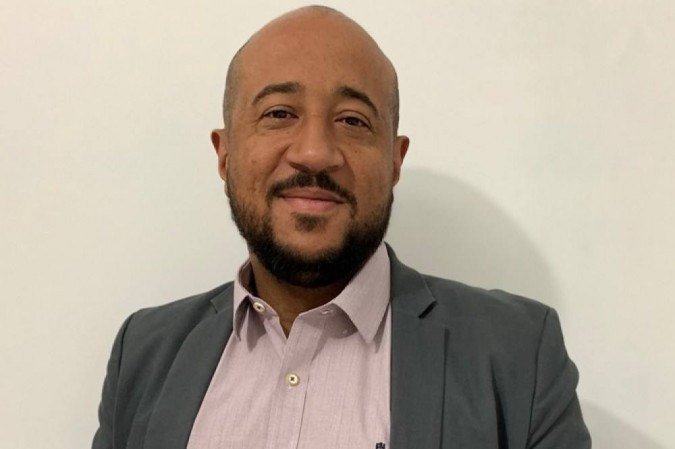 "Entregamos dois andares alugados e estamos adaptando os espaços atuais, para que fiquem sem muitas salas" Jeferson Neves, diretor da Bancorbrás