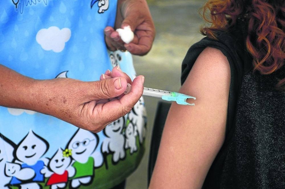 Vacinação: confira os locais disponíveis para receber o imunizante nesta sexta