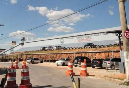 Temporal derruba muro de 30 metros de presídio