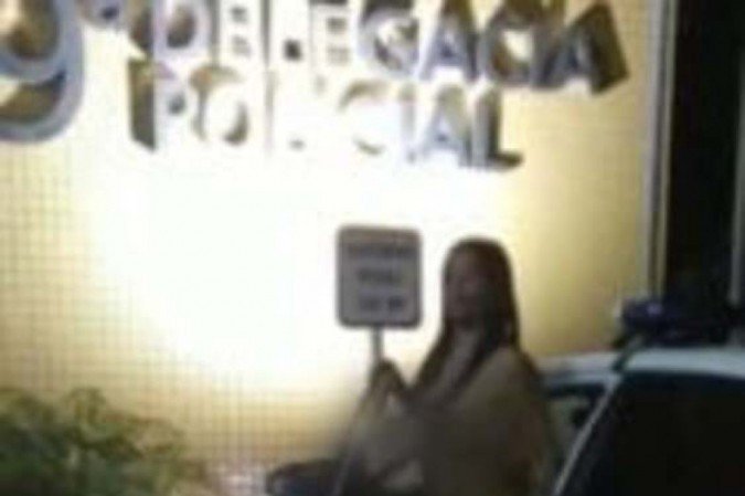 Fotos circularam em grupos de WhatsApp e chegaram à corregedoria da polícia civil -  (crédito: Reprodução/WhatsApp)