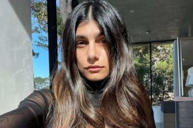 Khalifa chegou a pedir para os militantes do Hamas filmarem os ataques e comparou a imagem de terroristas em Israel a um quadro renascentista - (crédito: Reprodução/miakhalifa/Instagram) Khalifa chegou a pedir para os militantes do Hamas filmarem os ataques e comparou a imagem de terroristas em Israel a um quadro renascentista - (crédito: Reprodução/miakhalifa/Instagram)