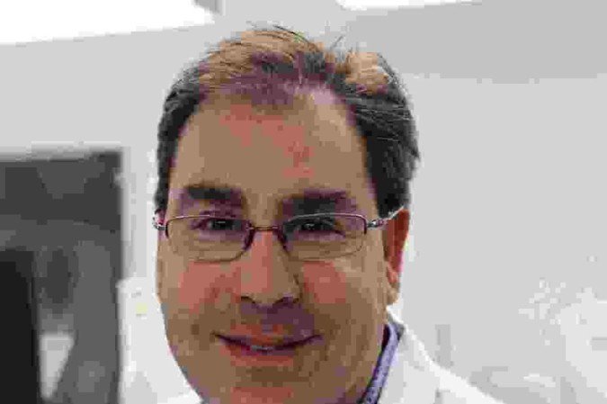 Análise ocular para monitoramento de enfermidades diversas. Robert Rissman, pesquisador da Universidade da Califórnia, nos Estados Unidos.