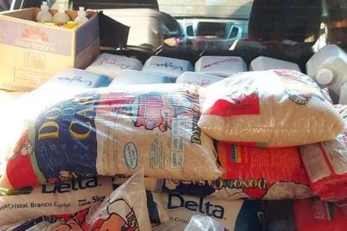 Itens apreendidos com a suspeita de terem sido furtados pela diretora de uma creche comunitária de Uberaba - (crédito: Gaeco Regional de Uberaba/Divulgação) Itens apreendidos com a suspeita de terem sido furtados pela diretora de uma creche comunitária de Uberaba - (crédito: Gaeco Regional de Uberaba/Divulgação)