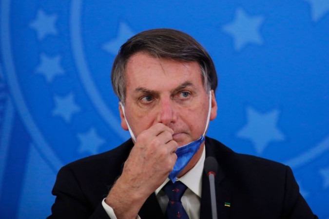 Bolsonaro afirma que Michelle tomou vacina contra a Covid-19