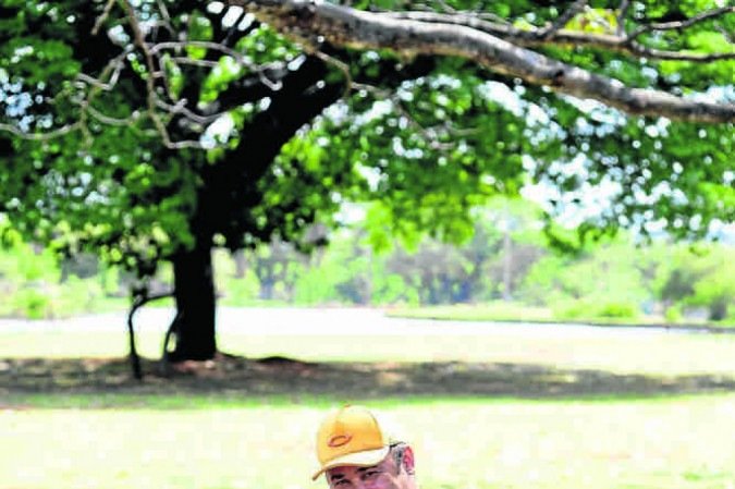 Cláudio de Alcântara e a pequena Emanoele: a memória afetiva compartilhada
