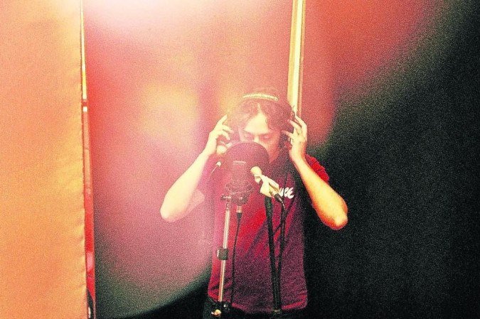 Lucas Pacífico e banda gravaram o álbum durante o período de confinamento -  (crédito: Júlia Godoy/Divulgação)