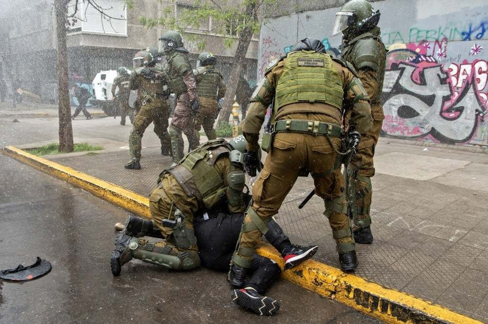 Confrontos entre policiais e manifestantes mapuches acaba em morte no Chile