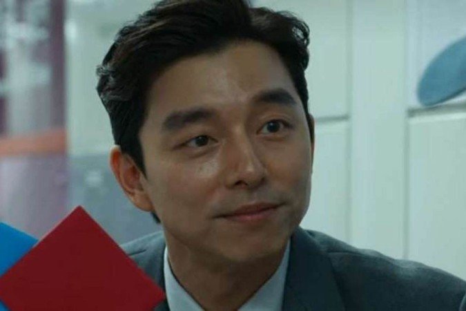 Gong Yoo faz um curto papel como um vendedor em Round 6
