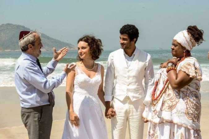 Dirigido por Caroline Fioratte, longa 'Amarração do amor' trata de sincretismo - (crédito: Downtown Filmes/ Divulgação) Dirigido por Caroline Fioratte, longa 'Amarração do amor' trata de sincretismo - (crédito: Downtown Filmes/ Divulgação)