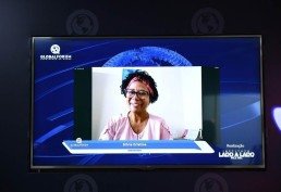 'O Brasil é o 24º país no ranking em pesquisas clínicas. Há sete anos, tramita um projeto de lei para garantir direitos aos pacientes e segurança jurídica para a indústria e para os pesquisadores. O Projeto de Lei 7082 será votado em breve, e vou trabalhar para que seja aprovado sem muitas emendas que o prejudique', Deputada Silvia Cristina (PDT/RO).