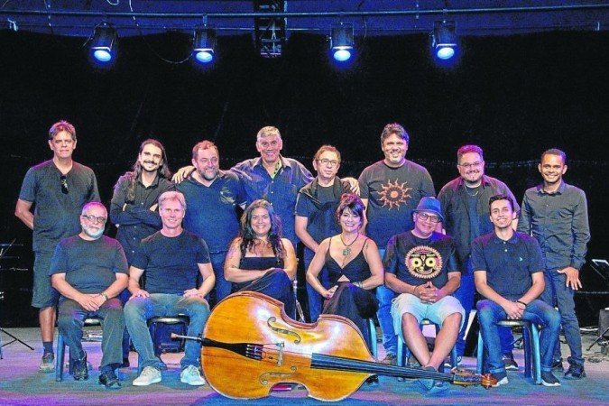 Elenco do espetáculo Gracias a La Vida, musical sobre canções latinas dos tempos de luta - (crédito: Cintia Moreira/Divulgação) Elenco do espetáculo Gracias a La Vida, musical sobre canções latinas dos tempos de luta - (crédito: Cintia Moreira/Divulgação)